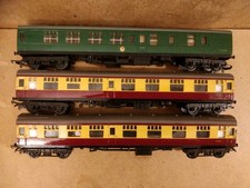 Rake of 3 Hornby BR coaches - 00 gauge.