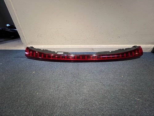 Audi b10 rear led - a8, center