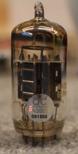 Siemens ecc82 12au7 tube - siemens,