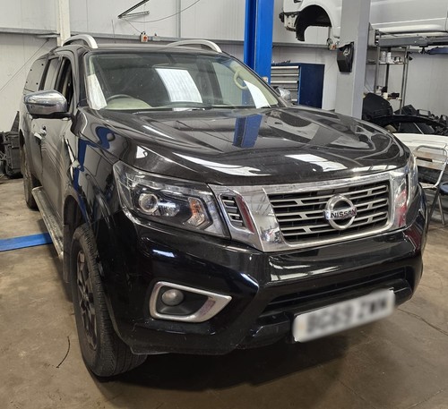 Nissan navara 3l - navara, 2.3l