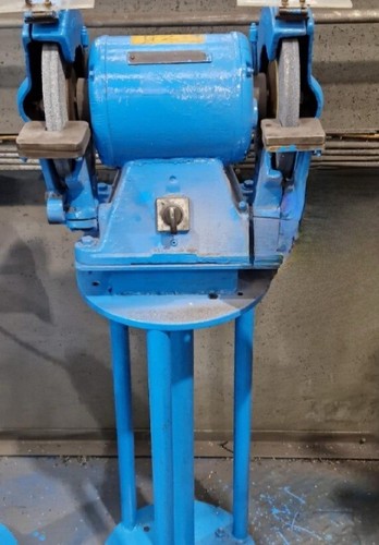 Wolf twin double pedestal - wolf,