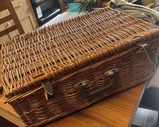 Wicker brexton picnic hamper - brexton,