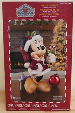 Jim Shore Folk Art 17” H Disney Traditions Holiday Minnie Christmas Figure