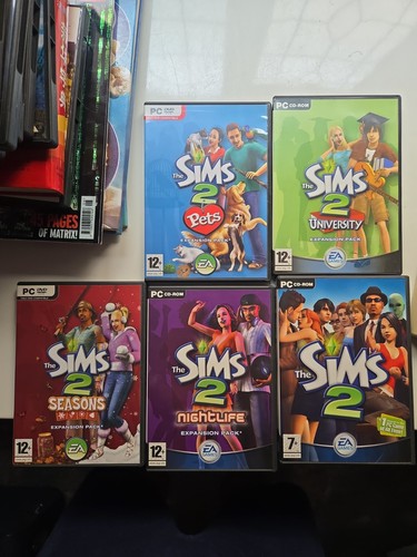 Sims game plus expansion - pc,