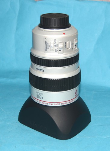 Canon video 16x zoom lens - 16x,