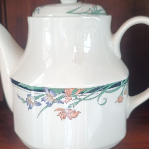 Vintage royal doulton juno - royal,