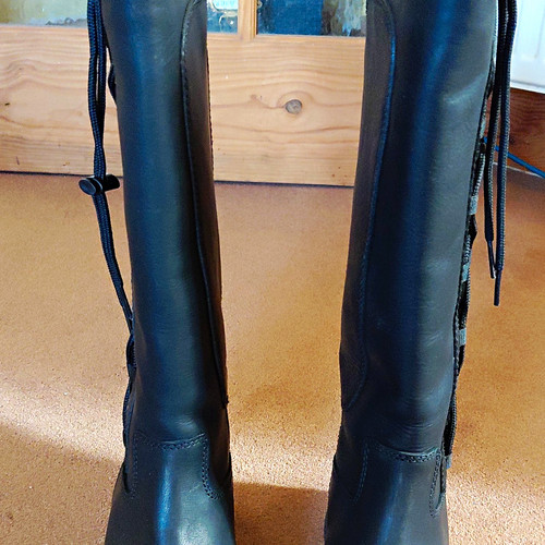 Dublin black leather pinnacle - dublin,