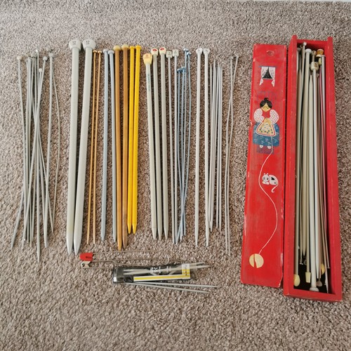 Large lot vintage knitting - lot,