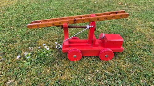 Large vintage wooden toy - large,