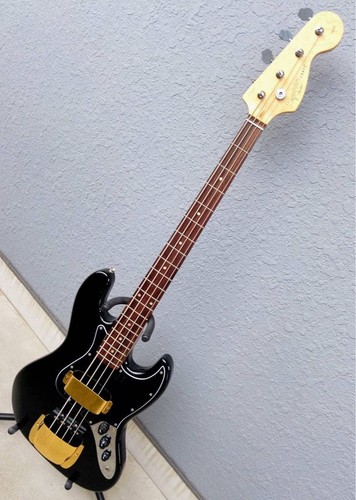 Squier fender jazz bass - squier,