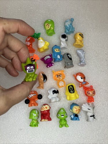 Gogo crazy bones - gogo's, lot