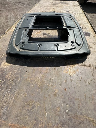 Valtra t131 tractor roof - valtra,