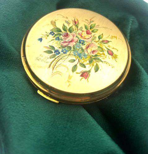 Vintage stratton ladies powder - stratton,