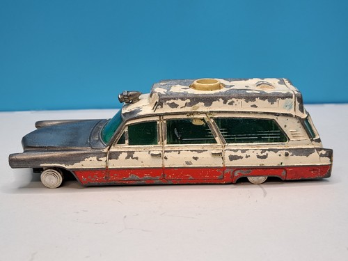 Dinky toys superior rescuer - dinky,