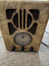 Vintage Bakelite Radio