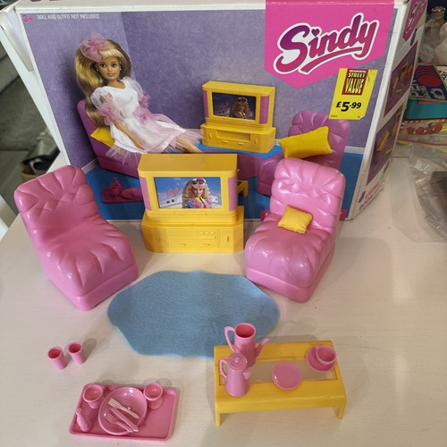 Hasbro sindy doll living - hasbro,