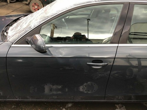 Audi passenger side - passenger,