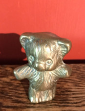 LOVELY LITTLE BRASS VINTAGE TEDDY BEAR APPROX 5cm TALL - PAPERWEIGHT