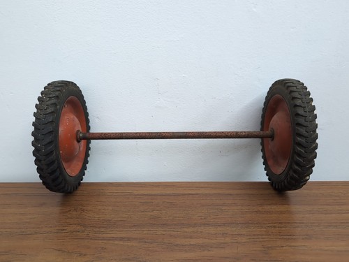 Ertl pedal tractor case - ertl,