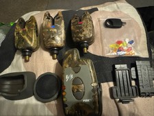 Fox EOS R Carp Bite Alarms Camo Covers RX3 Receivers Set Up