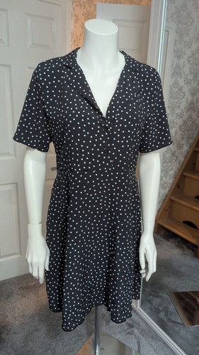 Boohoo black white - &, polka