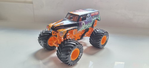 Monster jam grave digger 24 - grave,