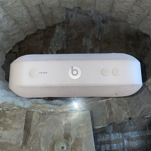 Beats pill bluetooth - pill+, portable