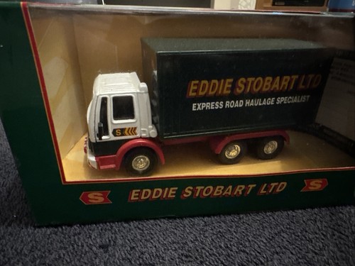 Corgi modern truck - modern,