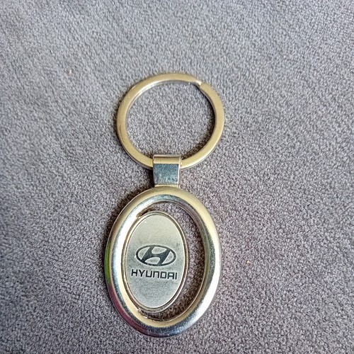 Hyundai metal keyring - hyundai,