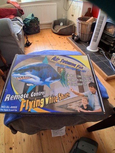 Remote controled air swiming - air,