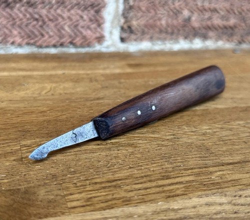 Vintage small henry taylor - small,