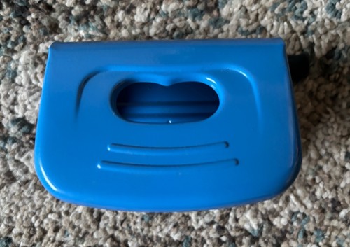 Blue metal hole punch 3 - blue, 4