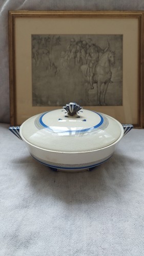 Royal venton ware steventon - j,