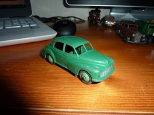 DINKY TOYS 159 MORRIS OXFORD IN GREEN IN ORIGINAL PLAY WORN CONDITION