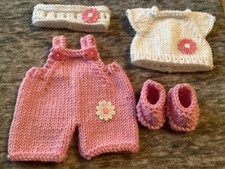 hand knitted dolls clothes to