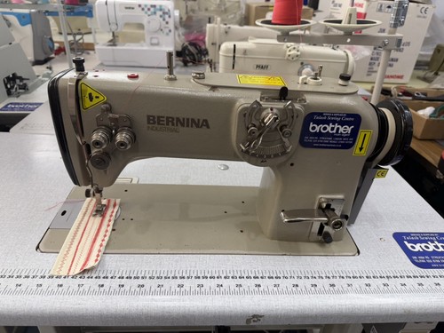Bernina 217 industrial - 217,