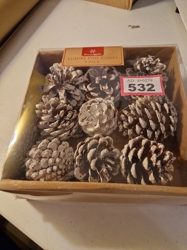 Christmas luxury pine - pine, cones