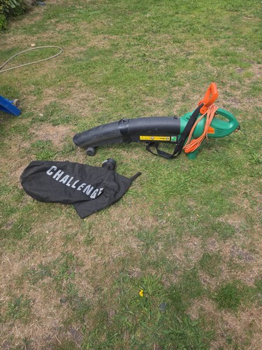 Leaf blower garden - leaf, vacuum