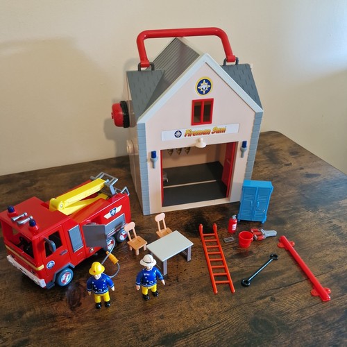 Fireman sam carrying fire - fireman,