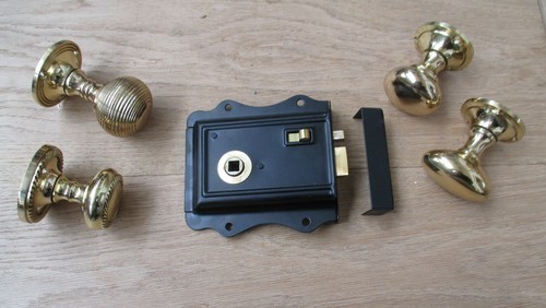 Latch lock rim - knob, handles