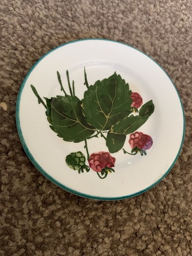 Early wemyss ware raspberry - wemyss,