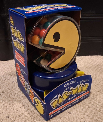 1983 pacman gumball machine - 1983,