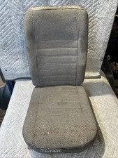 Land Rover Defender Front