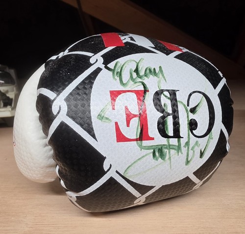 Barry mcguigan signed boxing - mcguigan,