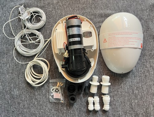 Akw m11 digipump shower pump - -,