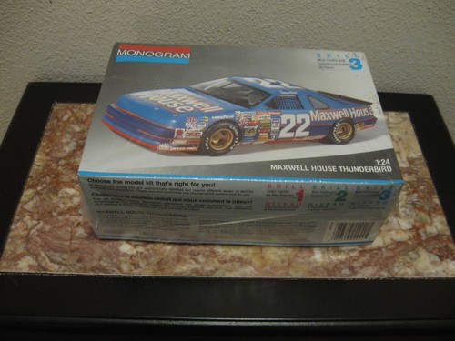 Monogram nascar 22 - nascar, #22
