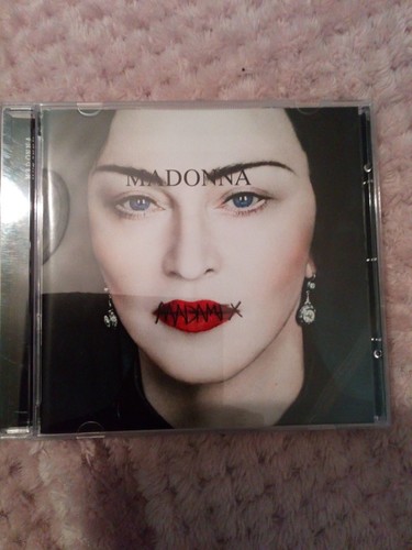Madame madonna - x, by