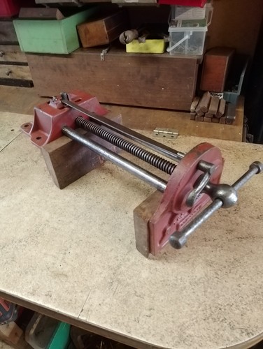 Used record no52 - no52, carpentry