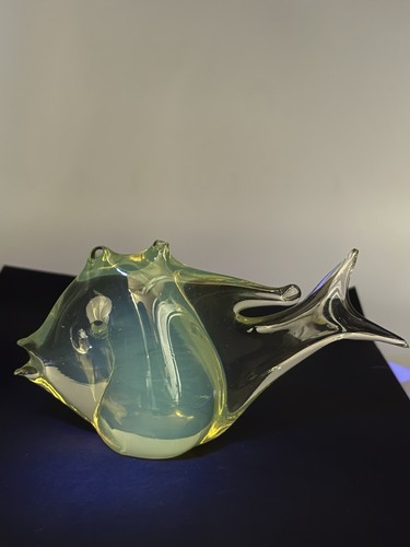 Hazy green glass fish - green,