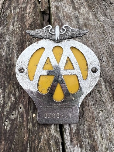Vintage badge chrome - vintage, chrome/